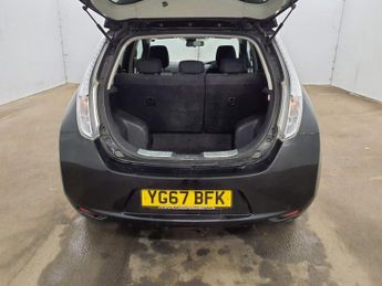 NISSAN LEAF 30kWh Black Edition Auto 5dr