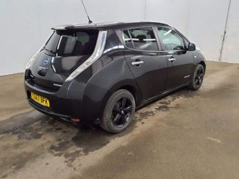 NISSAN LEAF 30kWh Black Edition Auto 5dr