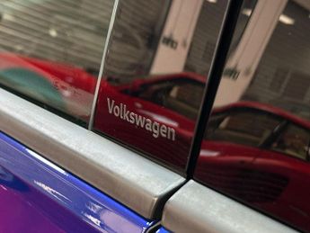 VOLKSWAGEN GOLF 2.0 TSI R