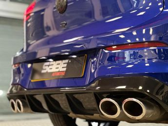 VOLKSWAGEN GOLF 2.0 TSI R