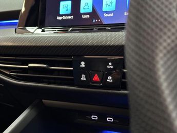 VOLKSWAGEN GOLF 2.0 TSI R