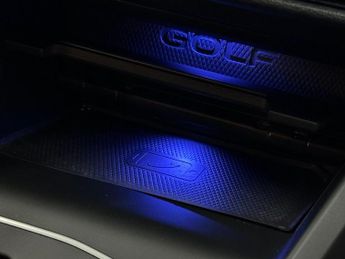 VOLKSWAGEN GOLF 2.0 TSI R