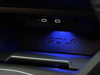 VOLKSWAGEN GOLF 2.0 TSI R