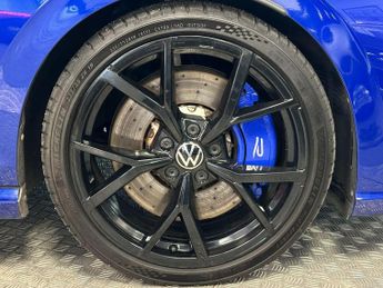 VOLKSWAGEN GOLF 2.0 TSI R