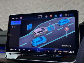 VOLKSWAGEN GOLF 2.0 TSI R