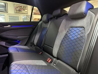 VOLKSWAGEN GOLF 2.0 TSI R