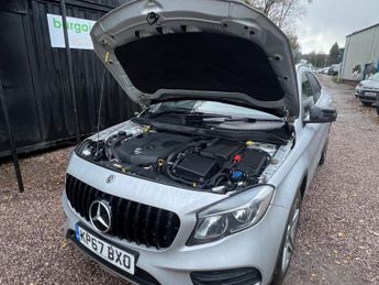 MERCEDES-BENZ GLA CLASS 2.1 GLA220d AMG Line