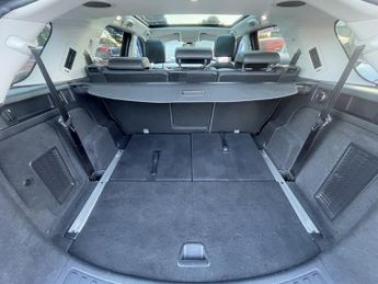 LAND ROVER DISCOVERY SPORT 2.0 TD4 HSE Luxury