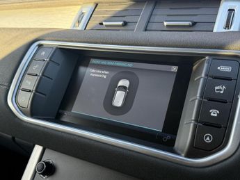 LAND ROVER RANGE ROVER EVOQUE 2.0 TD4 SE