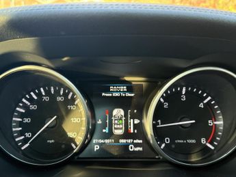 LAND ROVER RANGE ROVER EVOQUE 2.2 SD4 Pure