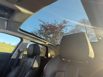 LAND ROVER RANGE ROVER EVOQUE 2.2 SD4 Pure