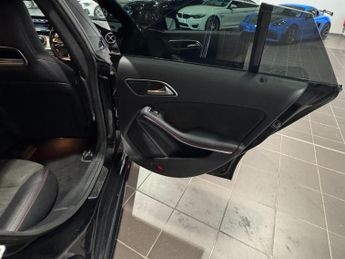 MERCEDES-BENZ CLA 2.1 CLA220d AMG Line Shooting Brake 7G-DCT 4MATIC Euro 6 (s/s) 5