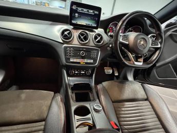 MERCEDES-BENZ CLA 2.1 CLA220d AMG Line Shooting Brake 7G-DCT 4MATIC Euro 6 (s/s) 5