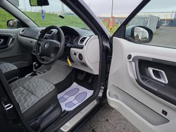 SKODA FABIA 1.6 16V 2 Tiptronic 5dr