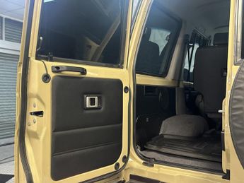 TOYOTA LAND CRUISER 70 Series 2.8D Auto 4WD Euro 6 5dr