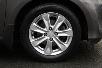 HONDA JAZZ 1.4 i-VTEC ES