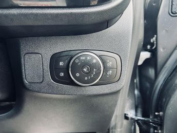 FORD PUMA 1.0T EcoBoost MHEV Titanium SUV 5dr Petrol Hybrid DCT Euro 6