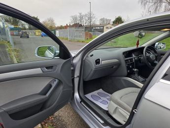 AUDI A4 2.0 TDI SE Multitronic Euro 5 (s/s) 4dr