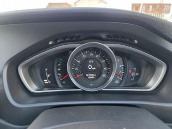 VOLVO V40 1.6 D2 ES Nav