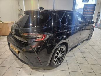 TOYOTA COROLLA 1.8 VVT-h Design (Category S)