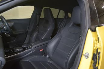 MERCEDES-BENZ CLA 2.0 CLA35 AMG