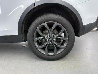 LAND ROVER DISCOVERY SPORT 2.0 TD4 Landmark Auto 4WD Euro 6 (s/s) 5dr