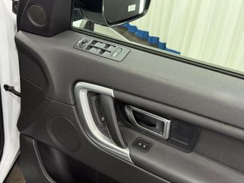 LAND ROVER DISCOVERY SPORT 2.0 TD4 Landmark Auto 4WD Euro 6 (s/s) 5dr