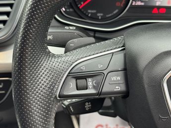 AUDI Q5 2.0 TFSI S line