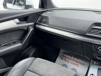 AUDI Q5 2.0 TFSI S line