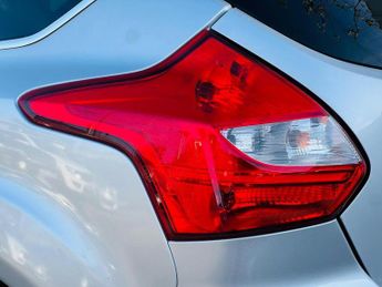 FORD FOCUS 2.0 TDCi Zetec Powershift Euro 5 5dr