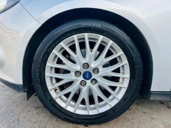 FORD FOCUS 2.0 TDCi Zetec Powershift Euro 5 5dr