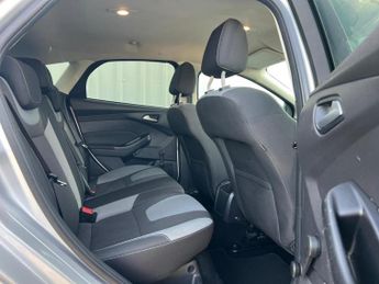 FORD FOCUS 2.0 TDCi Zetec Powershift Euro 5 5dr