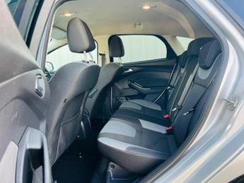 FORD FOCUS 2.0 TDCi Zetec Powershift Euro 5 5dr