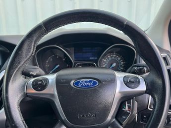 FORD FOCUS 2.0 TDCi Zetec Powershift Euro 5 5dr