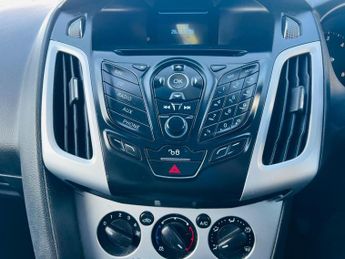 FORD FOCUS 2.0 TDCi Zetec Powershift Euro 5 5dr