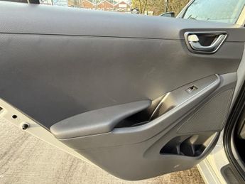 HYUNDAI IONIQ 1.6 IONIQ HEV PREM 1.6 GDI DCT MY21