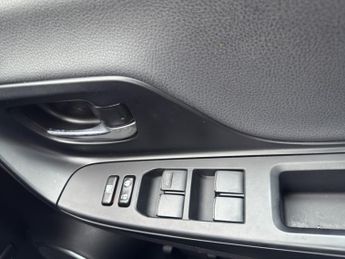 TOYOTA YARIS 1.3 Dual VVT-i Excel