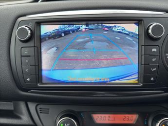 TOYOTA YARIS 1.3 Dual VVT-i Excel