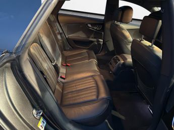 AUDI A7 3.0 BiTDI V6 Black Edition