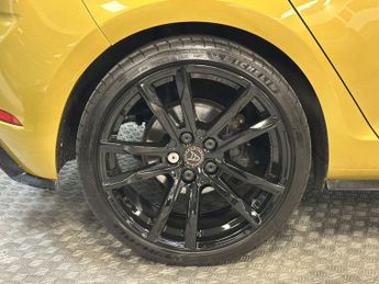 VOLKSWAGEN GOLF 1.5 TSI EVO R-Line