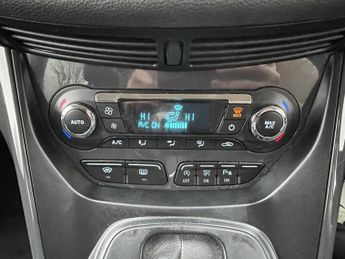 FORD KUGA 2.0 TDCi Titanium Sport