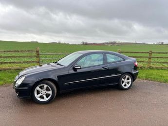 MERCEDES-BENZ C CLASS 1.8 C180 Kompressor SE