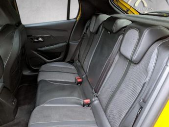 PEUGEOT E-208 50kWh GT Line Auto 5dr