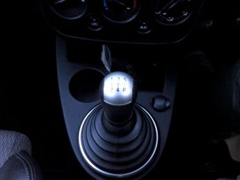 FORD FIESTA 1.6 Zetec S