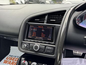 AUDI R8 5.2 FSI V10 Spyder S Tronic