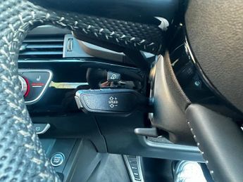 AUDI A5 2.0 TDI 40 Black Edition