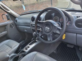 JEEP CHEROKEE 2.8 TD Sport