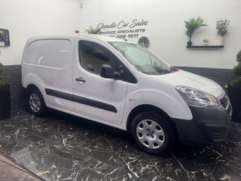 PEUGEOT E-PARTNER 636 SE FWD L1 H1 6dr