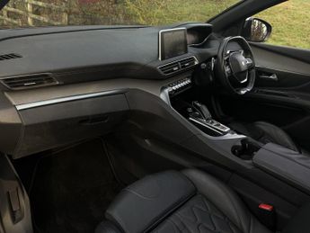 PEUGEOT 3008 2.0 BlueHDi GT