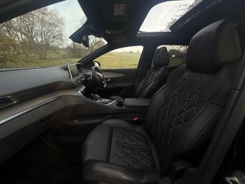 PEUGEOT 3008 2.0 BlueHDi GT